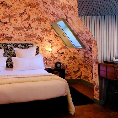 Du Petit Moulin, Haute Couture By Lacroix 4* Paříž