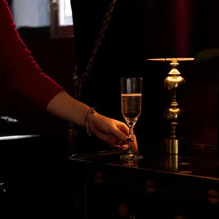 Hotel Du Petit Moulin, Haute Couture By Lacroix Paris