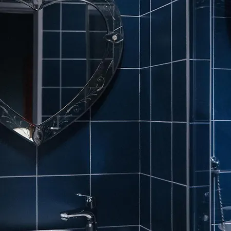 Du Petit Moulin, Haute Couture By Lacroix Hotel 4*