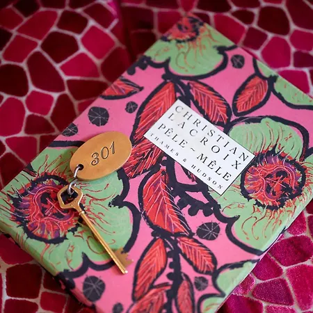 Hotel Du Petit Moulin, Haute Couture By Lacroix Paris