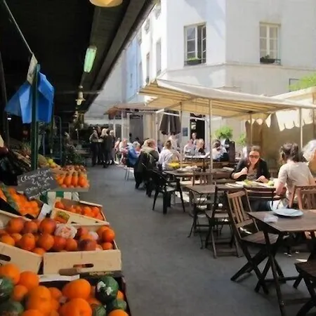 Hotel Du Petit Moulin, Haute Couture By Lacroix