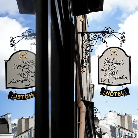 Hotel Du Petit Moulin, Haute Couture By Lacroix Paris