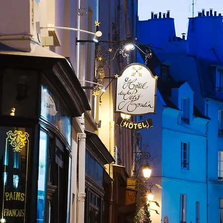 Hotel Du Petit Moulin 4*