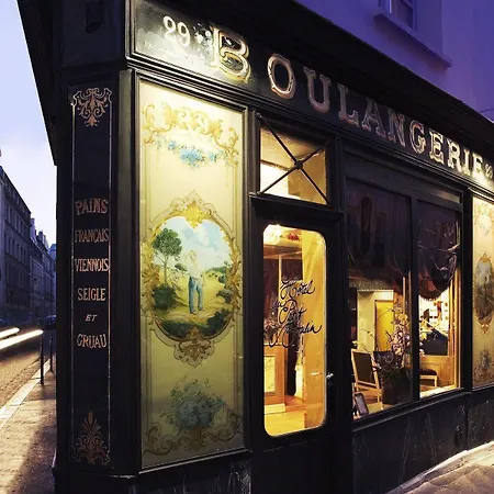Hotel Du Petit Moulin, Haute Couture By Lacroix Paris