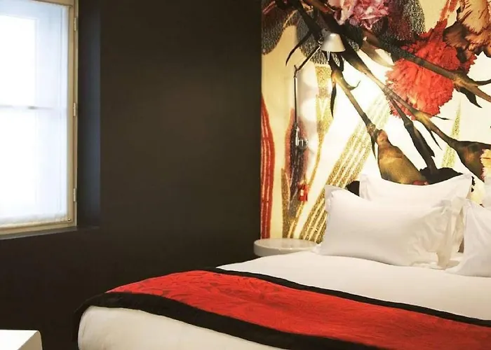 Du Petit Moulin, Haute Couture By Lacroix París