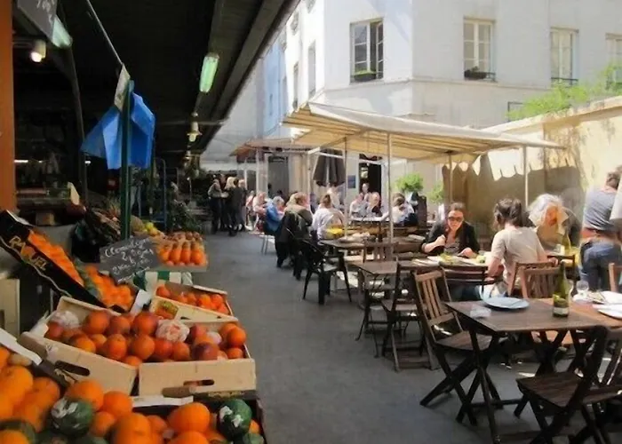 Hotel Du Petit Moulin, Haute Couture By Lacroix