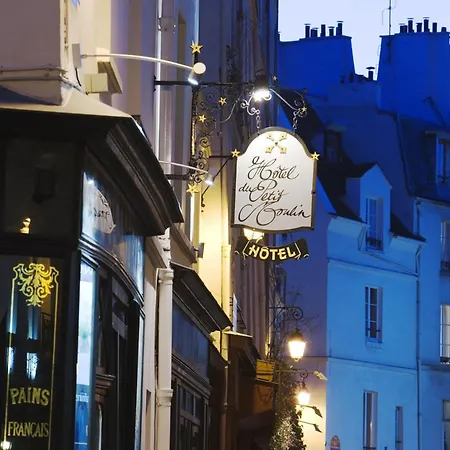 Otel Du Petit Moulin, Haute Couture By Lacroix Paris
